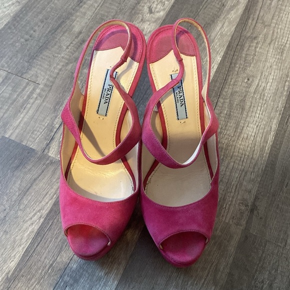 Prada peonia suede sling back peep toe high heels. - Picture 4 of 8